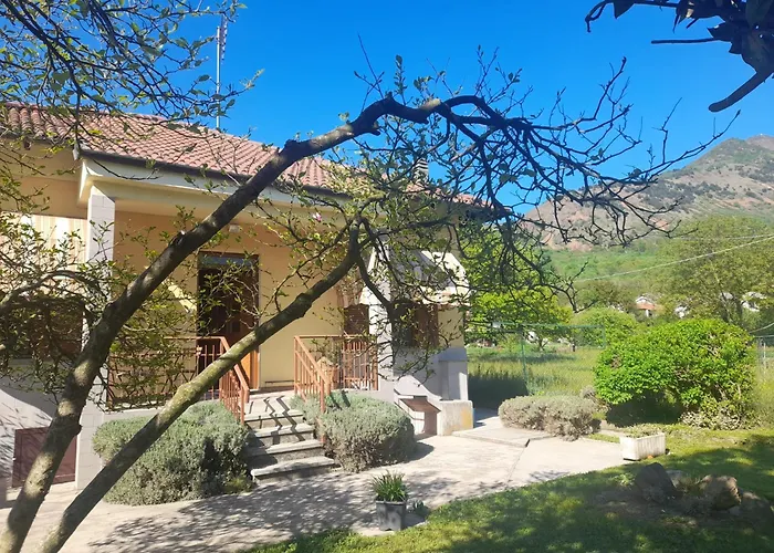 Casa La V G *